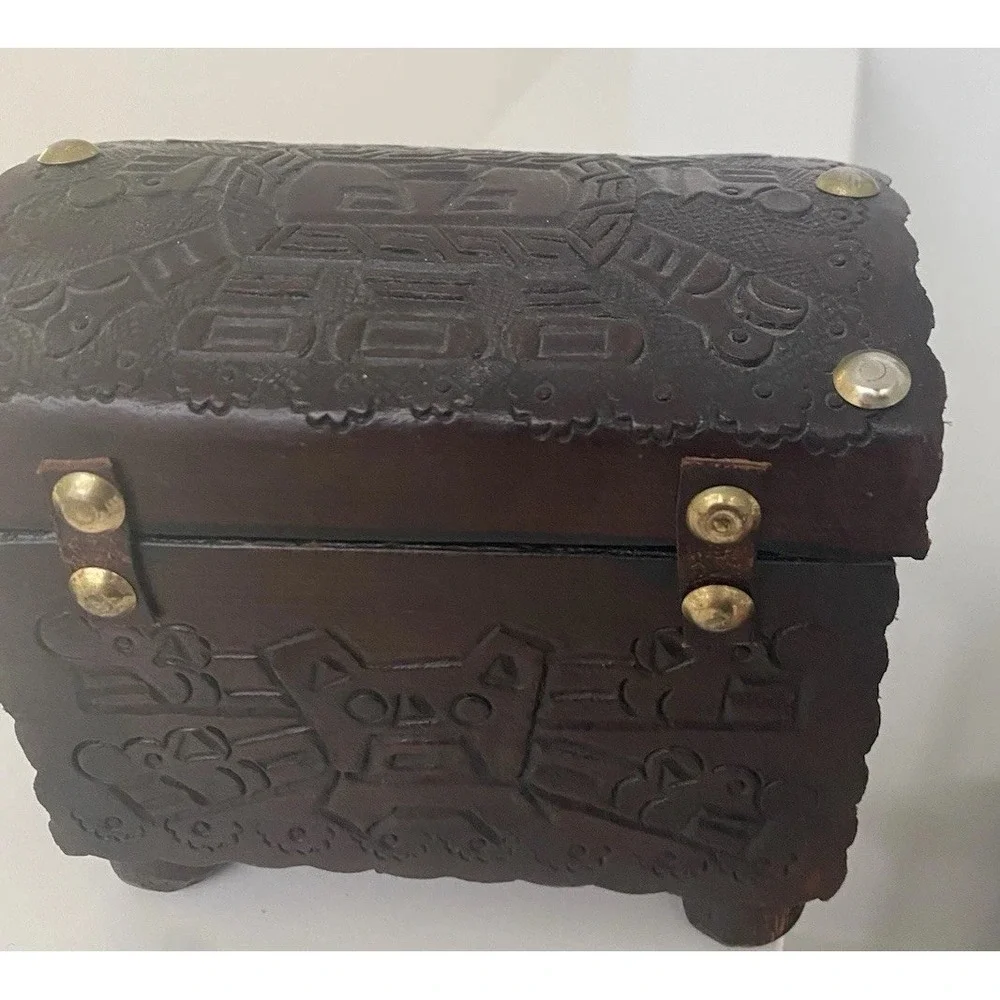 Vintage Peruvian Leather Embossed Folk Art Jewelry Box